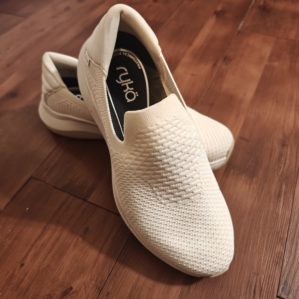 New Ryka Cream Slip-On Sneakers
